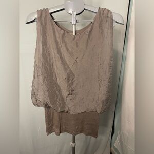 NWT‎ Giusy grey Silk Sleeveless Top S
